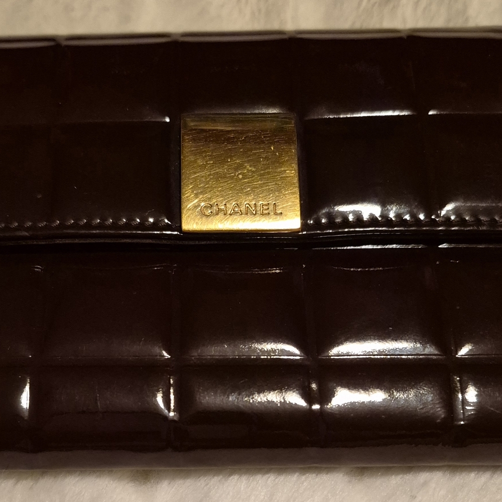 Chanel Black Quilted Wallet with Gold Accent